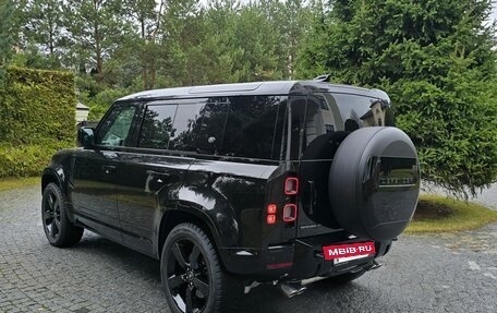 Land Rover Defender II, 2021 год, 27 000 000 рублей, 4 фотография