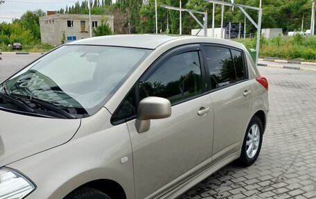 Nissan Tiida, 2010 год, 640 000 рублей, 2 фотография