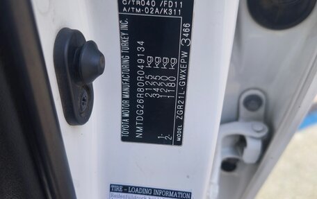 Toyota Verso I, 2012 год, 1 250 000 рублей, 6 фотография