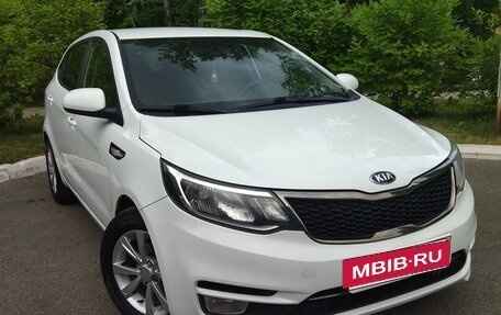 KIA Rio III рестайлинг, 2017 год, 875 000 рублей, 2 фотография