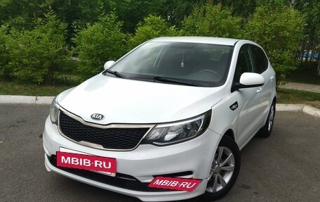 KIA Rio III рестайлинг, 2017 год, 875 000 рублей, 5 фотография