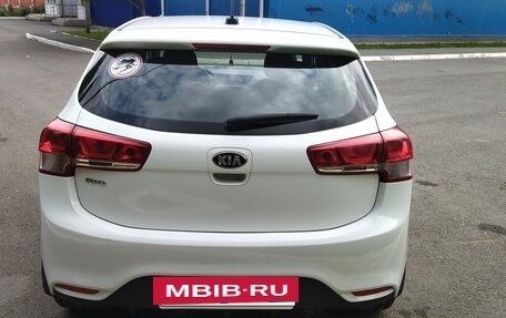 KIA Rio III рестайлинг, 2017 год, 875 000 рублей, 10 фотография