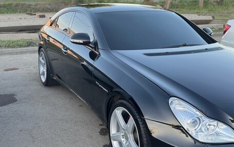 Mercedes-Benz CLS, 2005 год, 1 000 000 рублей, 3 фотография