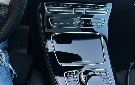 Mercedes-Benz E-Класс, 2016 год, 2 950 000 рублей, 11 фотография