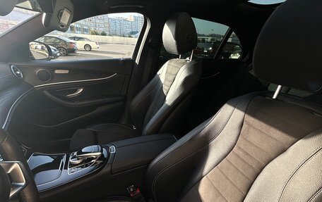 Mercedes-Benz E-Класс, 2016 год, 2 950 000 рублей, 12 фотография