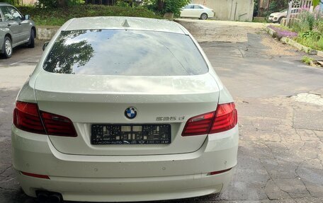 BMW 5 серия, 2012 год, 1 500 000 рублей, 4 фотография
