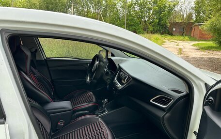 Hyundai Solaris II рестайлинг, 2018 год, 850 000 рублей, 6 фотография