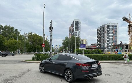 KIA Optima IV, 2019 год, 2 380 000 рублей, 3 фотография