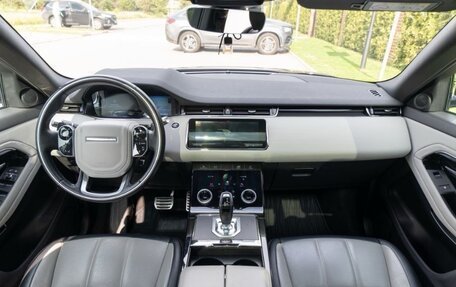 Land Rover Range Rover Evoque II, 2019 год, 3 900 000 рублей, 25 фотография