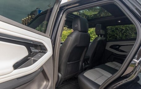 Land Rover Range Rover Evoque II, 2019 год, 3 900 000 рублей, 29 фотография