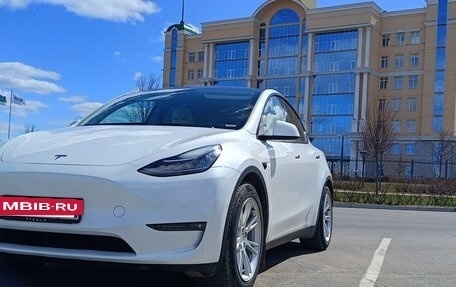 Tesla Model Y I, 2021 год, 4 100 000 рублей, 13 фотография