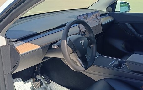 Tesla Model Y I, 2021 год, 4 100 000 рублей, 19 фотография