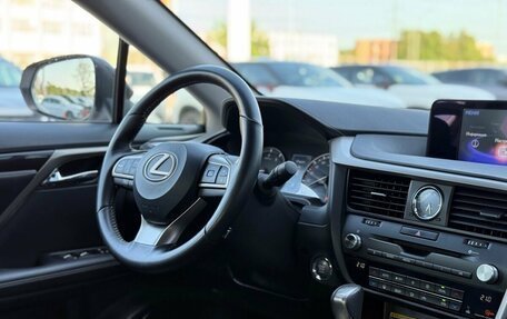 Lexus RX IV рестайлинг, 2019 год, 4 600 000 рублей, 14 фотография