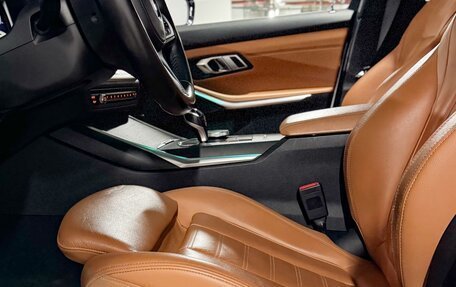 BMW 3 серия, 2019 год, 4 300 000 рублей, 13 фотография