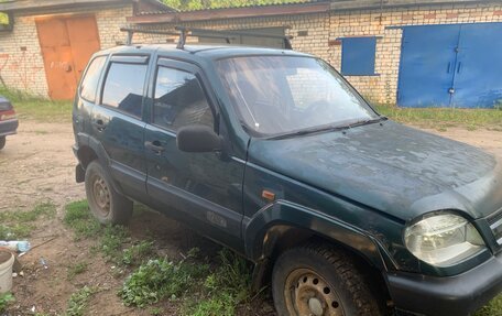 Chevrolet Niva I рестайлинг, 2004 год, 115 000 рублей, 2 фотография