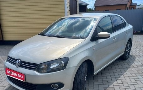 Volkswagen Polo VI (EU Market), 2012 год, 800 000 рублей, 5 фотография