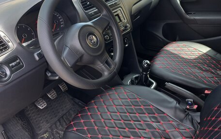 Volkswagen Polo VI (EU Market), 2012 год, 800 000 рублей, 14 фотография