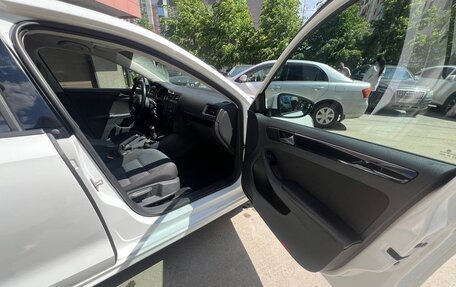 Volkswagen Jetta VI, 2016 год, 1 200 000 рублей, 22 фотография
