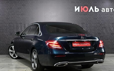 Mercedes-Benz E-Класс, 2016 год, 3 125 000 рублей, 4 фотография