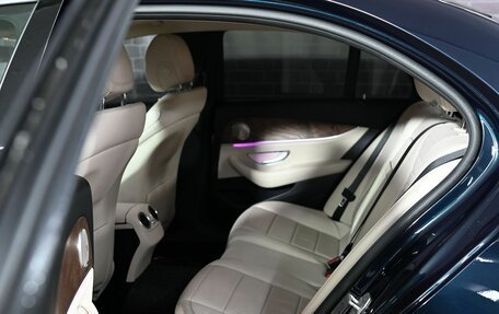 Mercedes-Benz E-Класс, 2016 год, 3 125 000 рублей, 23 фотография