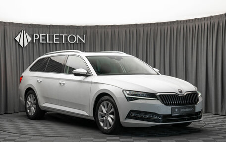 Skoda Superb III рестайлинг, 2019 год, 3 200 000 рублей, 2 фотография