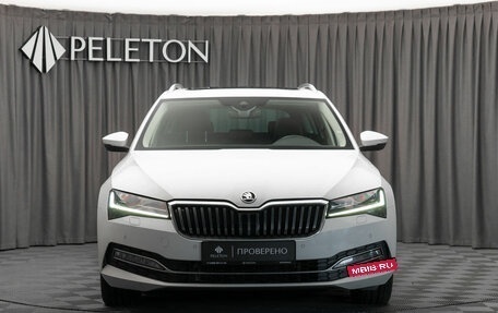 Skoda Superb III рестайлинг, 2019 год, 3 200 000 рублей, 3 фотография
