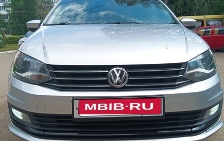 Volkswagen Polo VI (EU Market), 2016 год, 1 070 000 рублей, 1 фотография