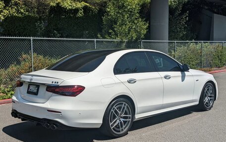 Mercedes-Benz E-Класс AMG, 2022 год, 7 122 414 рублей, 5 фотография