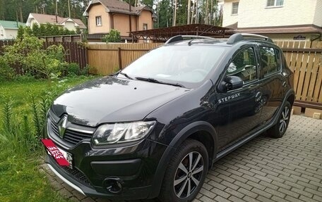Renault Sandero II рестайлинг, 2016 год, 850 000 рублей, 3 фотография