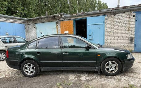 Volkswagen Passat B5+ рестайлинг, 1997 год, 350 000 рублей, 2 фотография