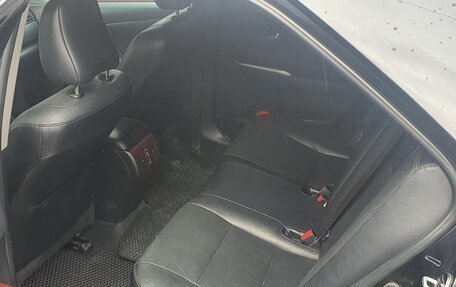 Toyota Camry, 2013 год, 2 100 000 рублей, 10 фотография