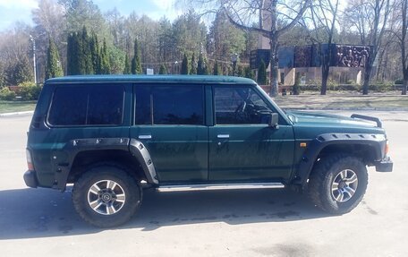 Nissan Patrol, 1990 год, 780 000 рублей, 5 фотография