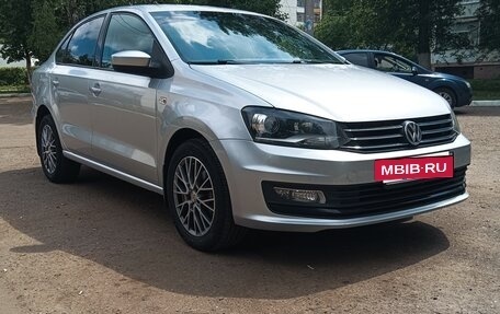 Volkswagen Polo VI (EU Market), 2016 год, 1 070 000 рублей, 3 фотография