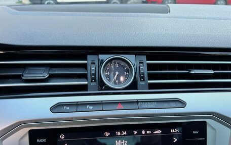 Volkswagen Passat B8 рестайлинг, 2017 год, 2 230 000 рублей, 30 фотография