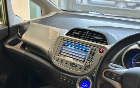 Honda Fit III, 2010 год, 680 000 рублей, 15 фотография