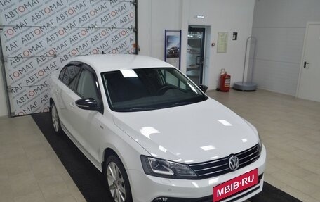 Volkswagen Jetta VI, 2018 год, 1 535 000 рублей, 4 фотография