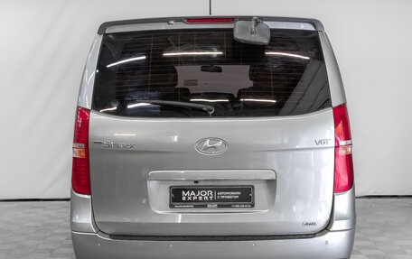 Hyundai Grand Starex Grand Starex I рестайлинг 2, 2018 год, 3 430 000 рублей, 6 фотография