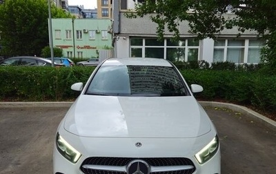 Mercedes-Benz A-Класс, 2018 год, 2 500 000 рублей, 1 фотография
