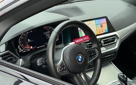 BMW 3 серия, 2021 год, 3 590 000 рублей, 10 фотография