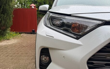 Toyota RAV4, 2022 год, 4 350 000 рублей, 9 фотография