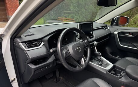 Toyota RAV4, 2022 год, 4 350 000 рублей, 11 фотография