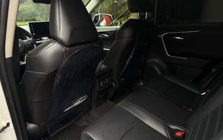 Toyota RAV4, 2022 год, 4 350 000 рублей, 14 фотография