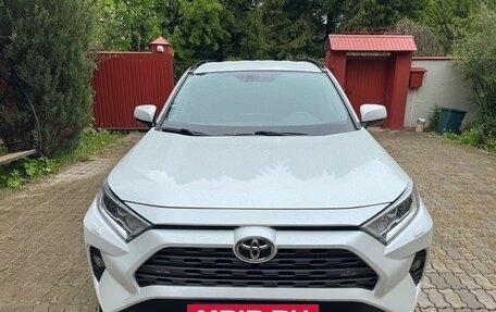 Toyota RAV4, 2022 год, 4 350 000 рублей, 10 фотография