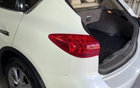Infiniti QX50 I рестайлинг, 2017 год, 1 851 000 рублей, 13 фотография