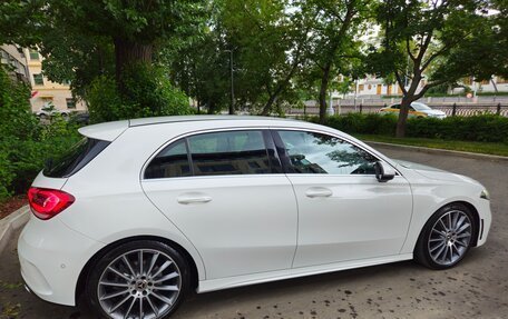 Mercedes-Benz A-Класс, 2018 год, 2 500 000 рублей, 3 фотография