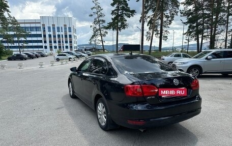 Volkswagen Jetta VI, 2014 год, 1 100 000 рублей, 4 фотография