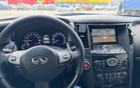Infiniti FX II, 2013 год, 2 250 000 рублей, 12 фотография