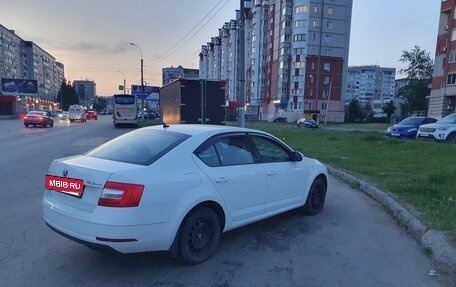 Skoda Octavia, 2018 год, 1 300 000 рублей, 4 фотография