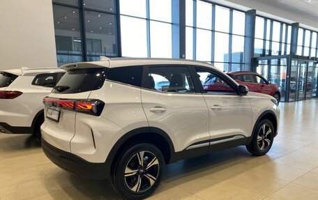 Chery Tiggo 4 I рестайлинг, 2025 год, 2 290 000 рублей, 8 фотография