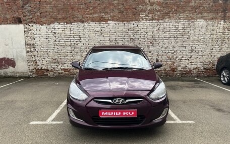 Hyundai Solaris II рестайлинг, 2012 год, 690 000 рублей, 1 фотография